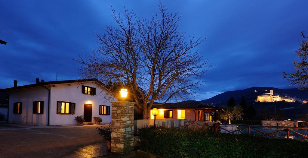Agriturismo La Panoramica Villa Assisi Exterior photo