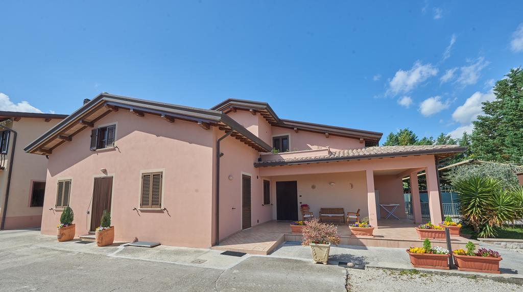 Agriturismo La Panoramica Villa Assisi Exterior photo